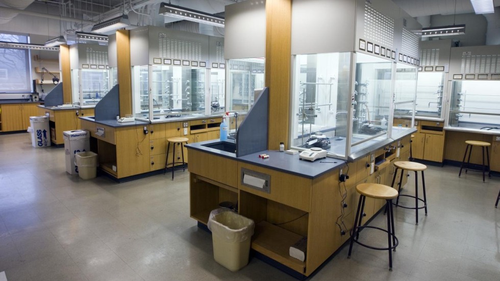 Teaching laboratory in MacMillan Hall